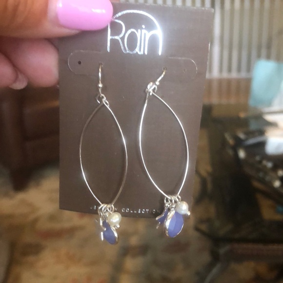 NWT RAIN wire earrings. Silver with sky blue accent. - Picture 1 of 3